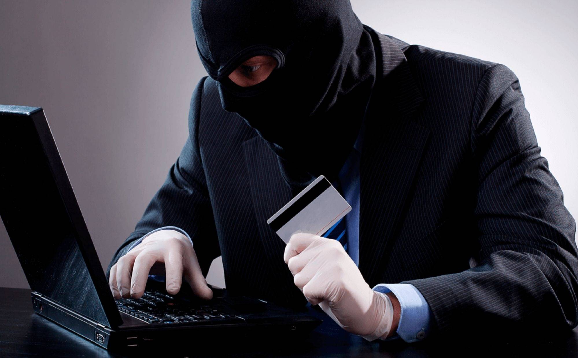 1761013301 918 Hackerlar Kredi Karti Bilgilerini Nasil Caliyor