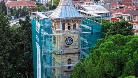 Büyükşehir’den İzmit Saat Kulesi’nde titiz çalışma