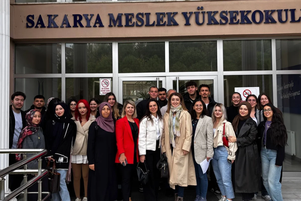 Sakarya’da Öğrenciler Kentsel Atık Yönetimi Konusunda Bilgilendirildi 1 Sakarya’da Öğrenciler Kentsel Atık Yönetimi Konusunda Bilgilendirildi