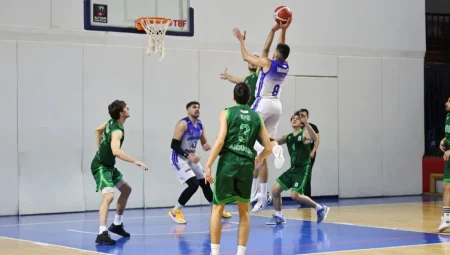 Kütahya Belediyespor Namağlup Liderliğini Sürdürdü