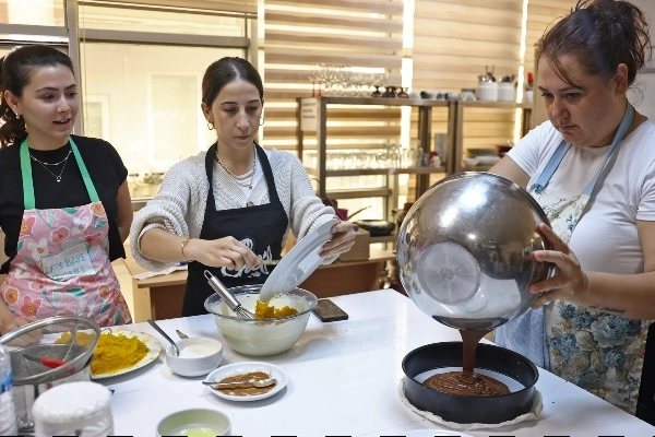 Antalya’da ATASEM’de Binlerce Kişiye Ücretsiz Eğitim Başladı 1 Antalya’da ATASEM’de Binlerce Kişiye Ücretsiz Eğitim Başladı