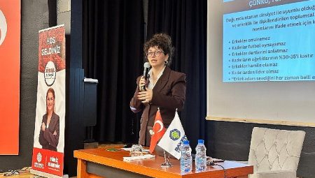 Bakırköy’de Kadınların Sesine Kulak Veren Söyleşi