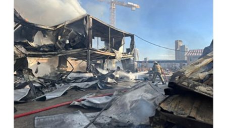 Bayraklı’daki yangın, itfaiyenin müdahalesiyle dakikalar içinde kontrol altına alındı