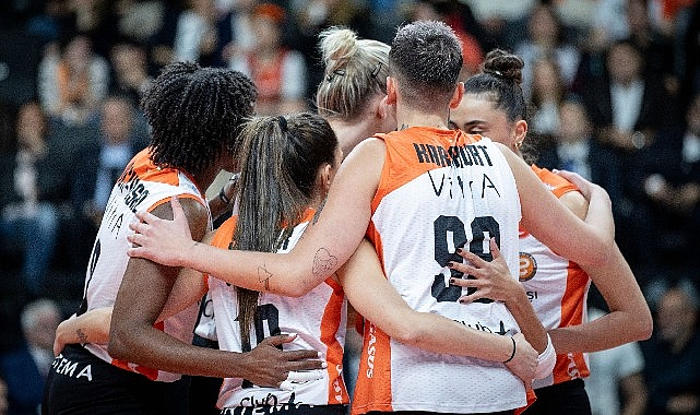 eczacibasi dynavit fenerbahce medicanayi konuk etti